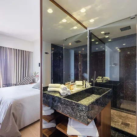 Aquila Atlantis Hotel
